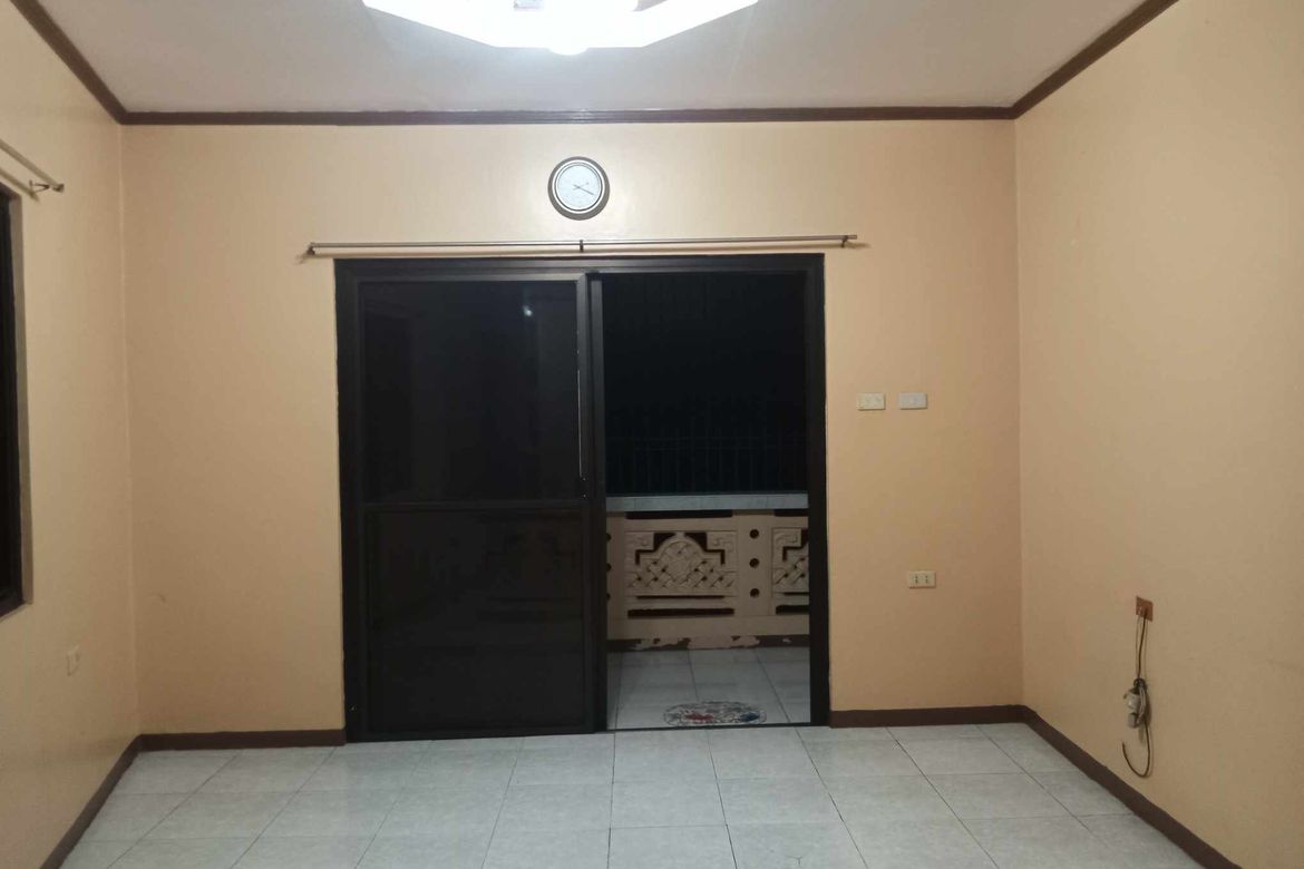 5 Bedroom House for Sale in Biwas, Tanza, Cavite – photo 2