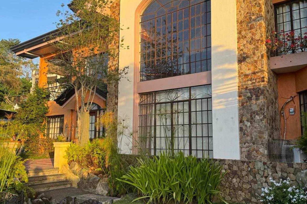 5 Bedroom House for Sale in Busay, Cebu City, Cebu