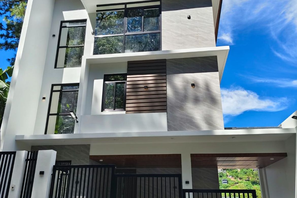 5 Bedroom House for Sale in Camp 7, Baguio, Benguet