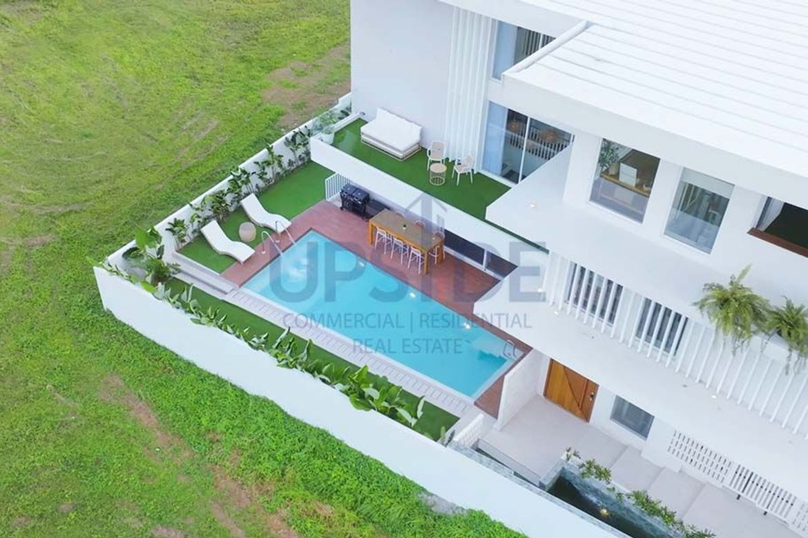 5 Bedroom House for Sale in Canlubang, Calamba, Laguna