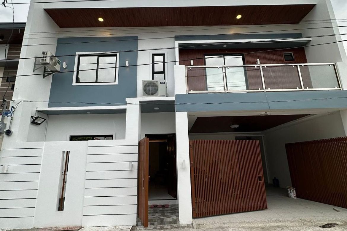 5 Bedroom House for Sale in Capaya, Angeles, Pampanga