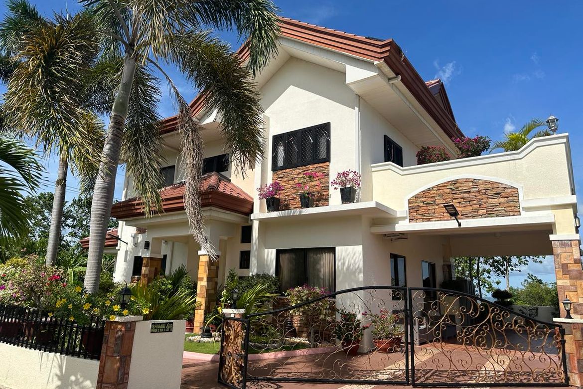5 Bedroom House for Sale in Catigan, Davao City, Davao del Sur