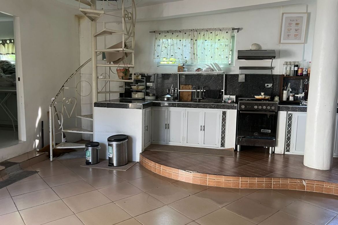 5 Bedroom House for Sale in Centro I, Orani, Bataan – photo 4