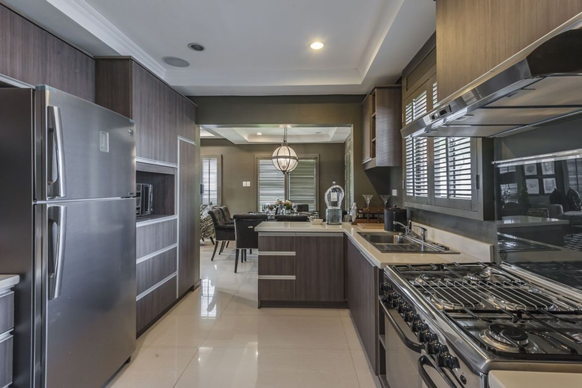5 Bedroom House for Sale in Chateau Nissa at Provence, Longos, Malolos, Bulacan – photo 3