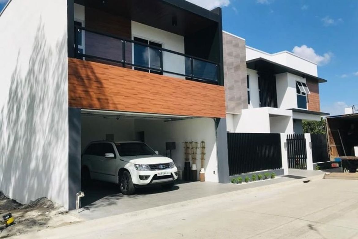5 Bedroom House for Sale in Culubasa, Mexico, Pampanga