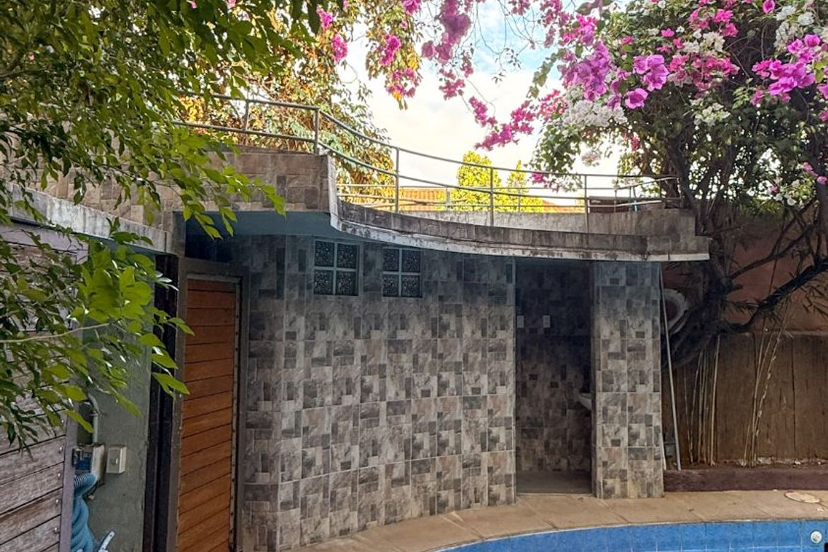 5 Bedroom House for Sale in Cupang, Muntinlupa, Metro Manila – photo 3