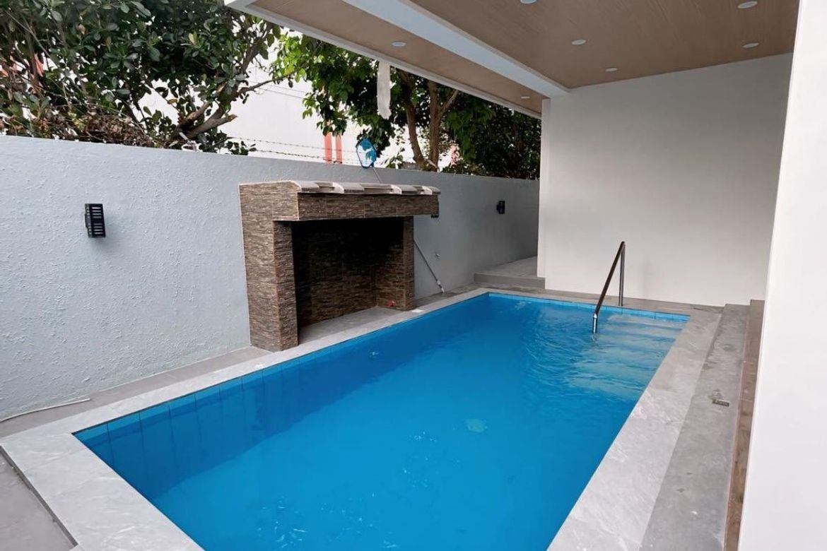 5 Bedroom House for Sale in Cupang, Muntinlupa, Metro Manila – photo 2