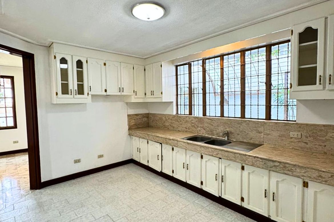 5 Bedroom House for Sale in Cupang, Muntinlupa, Metro Manila – photo 6
