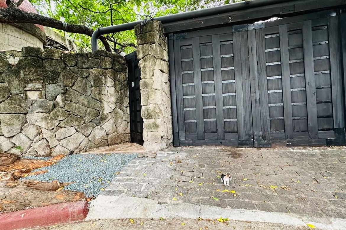 5 Bedroom House for Sale in Cupang, Muntinlupa, Metro Manila – photo 3