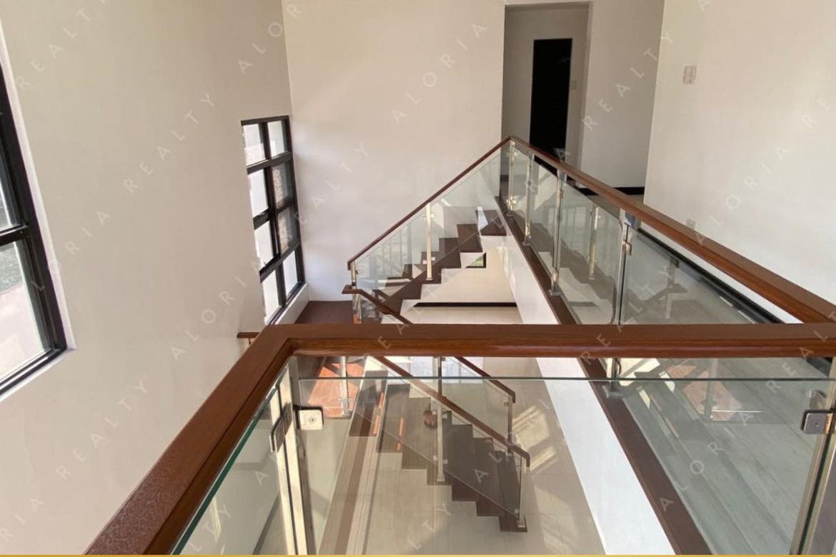 5 Bedroom House for Sale in Dapdap, Mabalacat, Pampanga – photo 2