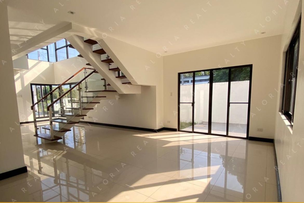 5 Bedroom House for Sale in Dapdap, Mabalacat, Pampanga – photo 4