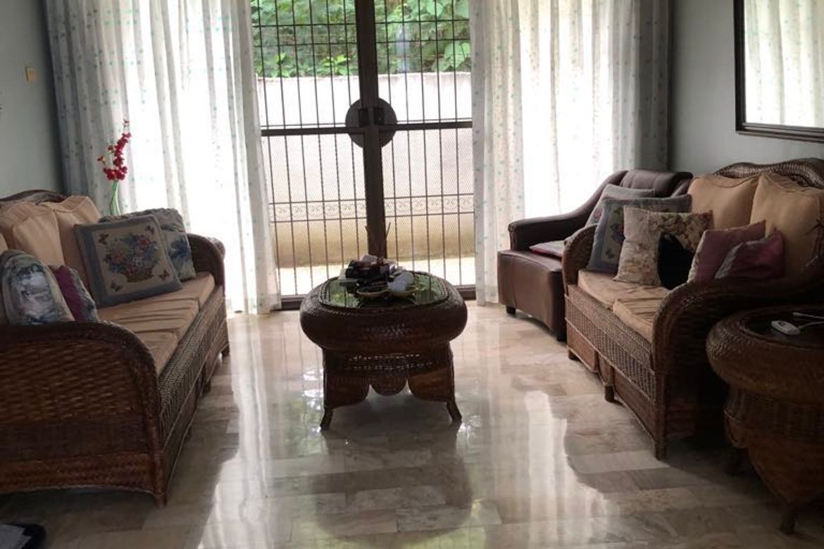 5 Bedroom House for Sale in Daro, Dumaguete, Negros Oriental – photo 2