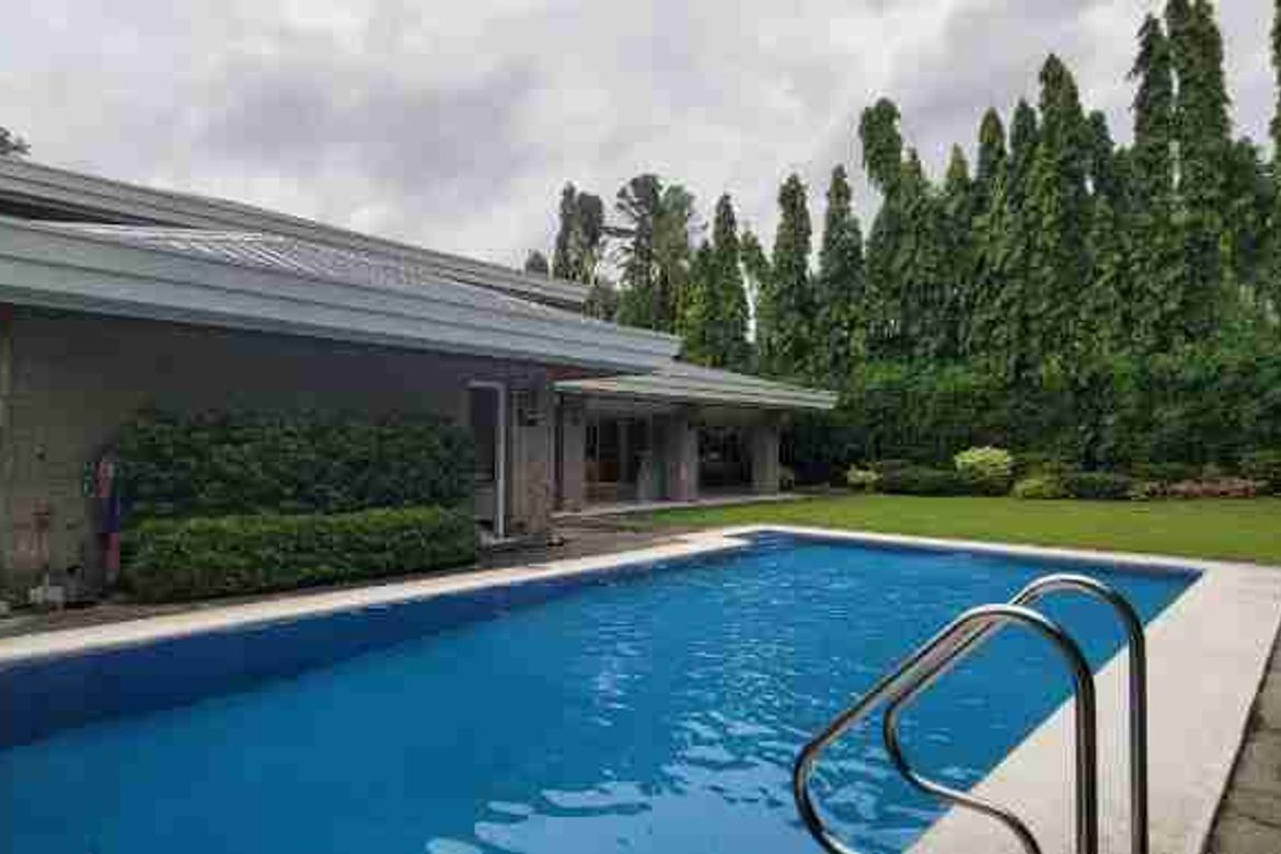 5 Bedroom House for Sale in Dasmariñas North, Makati, Metro Manila near MRT-3 Ayala – photo 3