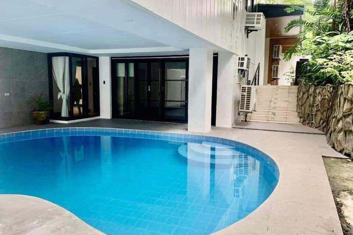 5 Bedroom House for Sale in Dasmariñas Village, Dasmariñas North, Makati, Metro Manila near MRT-3 Magallanes