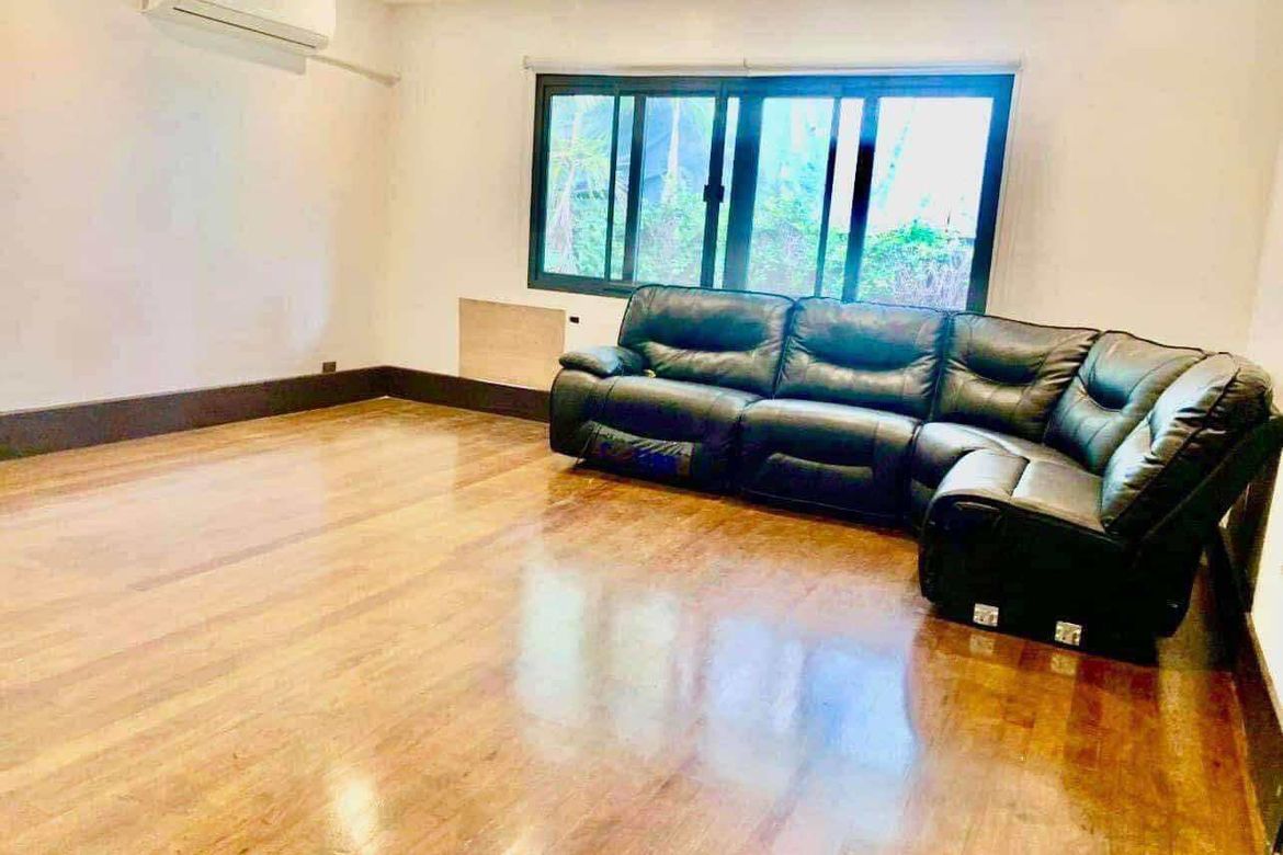 5 Bedroom House for Sale in Dasmariñas Village, Dasmariñas North, Makati, Metro Manila near MRT-3 Magallanes – photo 3