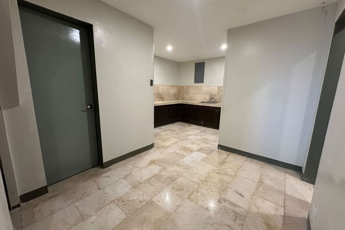 5 Bedroom House for Sale in Del Monte, Quezon City, Metro Manila – photo 2