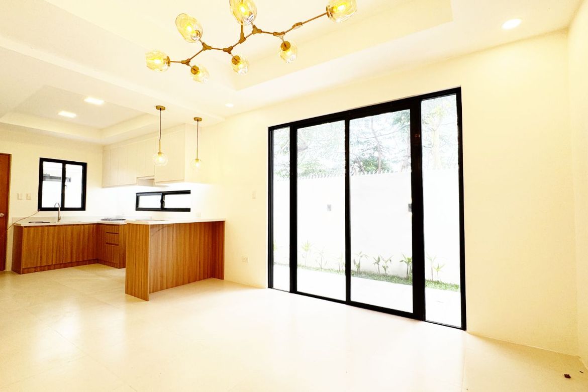 5 Bedroom House for Sale in Dita, Santa Rosa, Laguna – photo 6