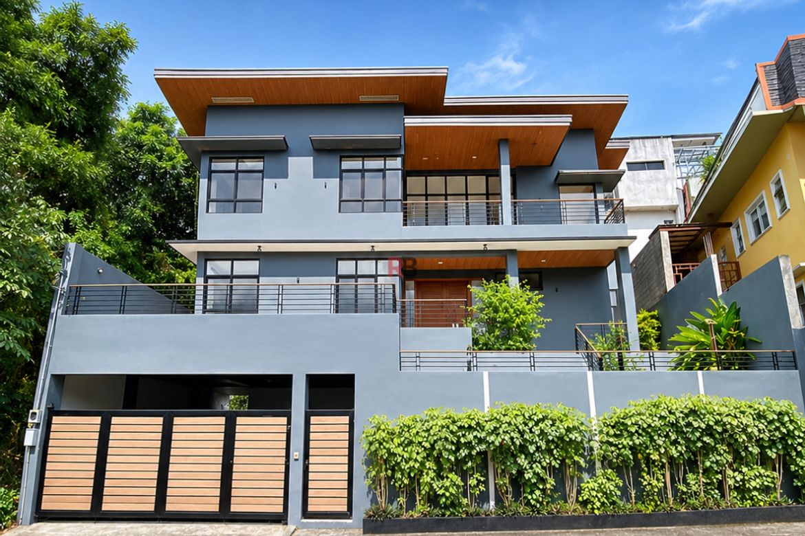 5 Bedroom House for Sale in Dolores, Taytay, Rizal