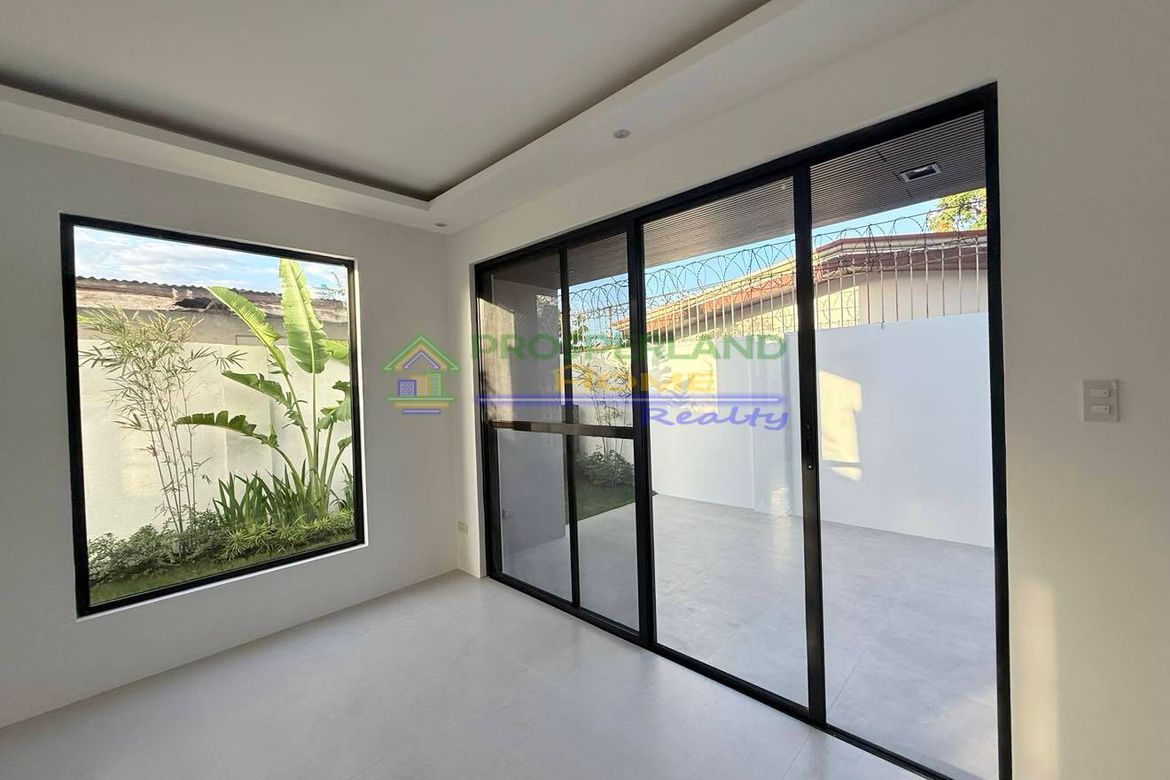 5 Bedroom House for Sale in Don Bosco, Parañaque, Metro Manila – photo 5