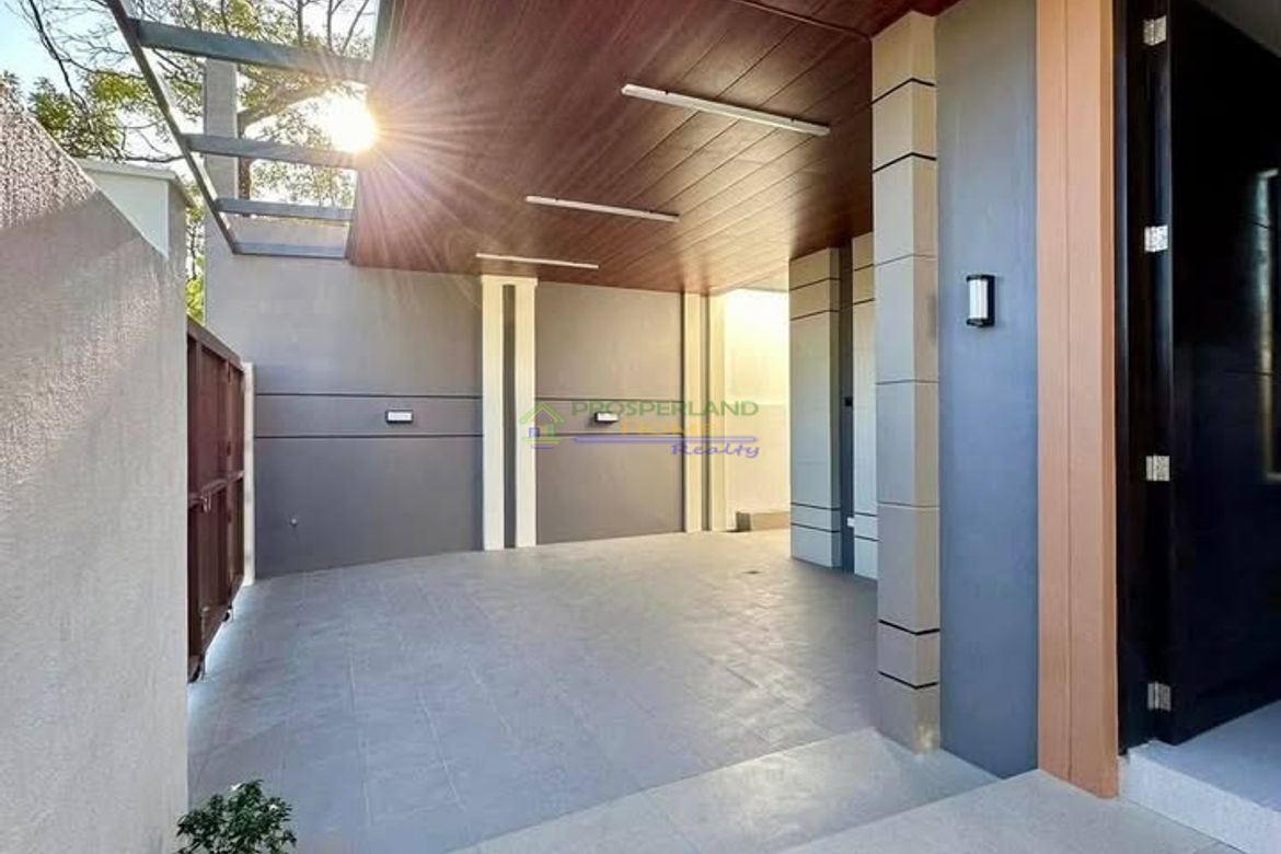 5 Bedroom House for Sale in Don Bosco, Parañaque, Metro Manila – photo 2