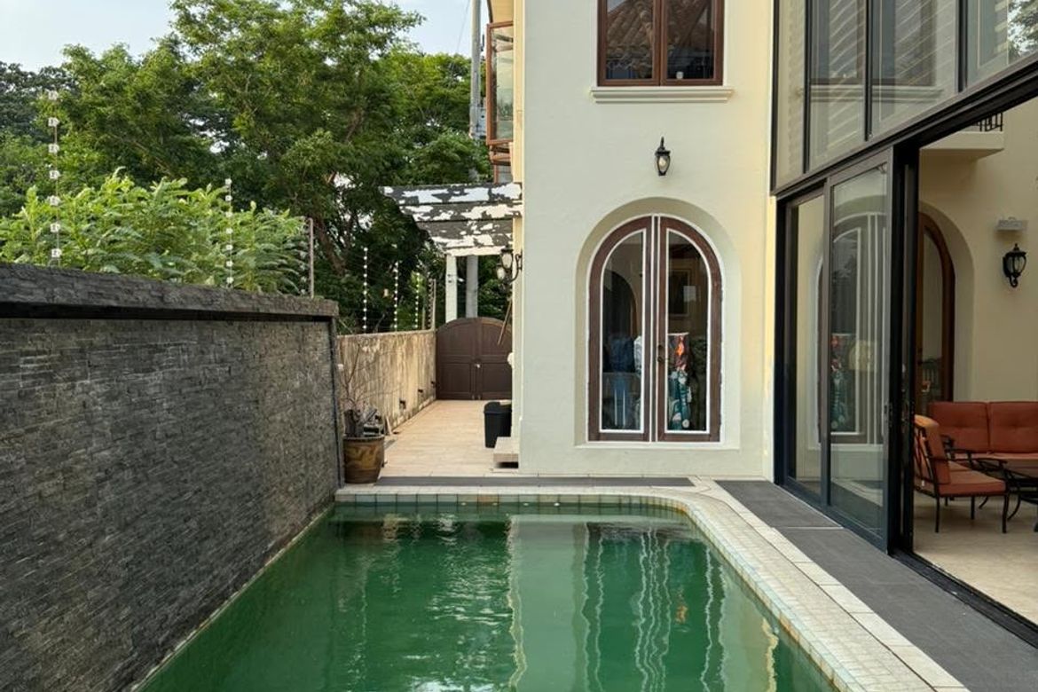 5 Bedroom House for Sale in Don Galo, Parañaque, Metro Manila – photo 4