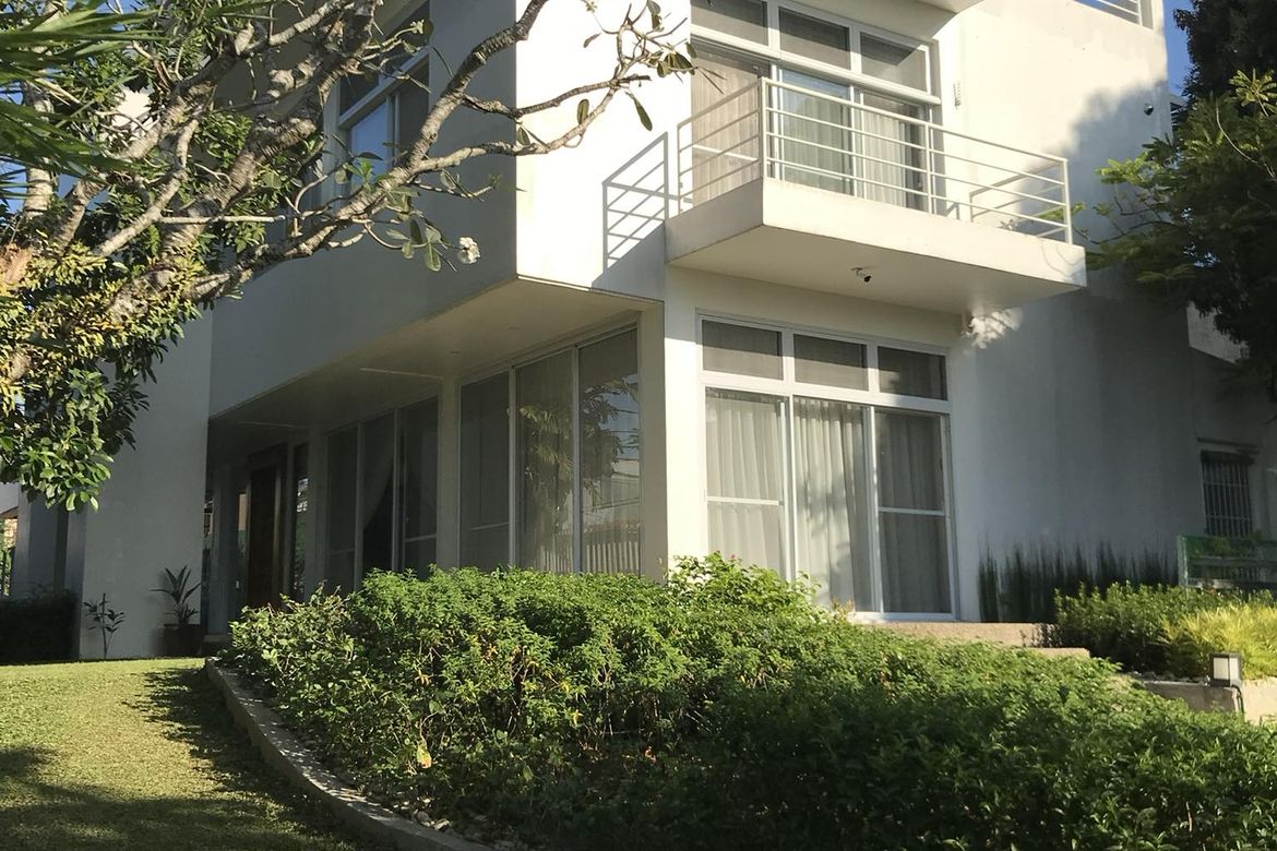5 Bedroom House for Sale in East Fairview Park Subdivision, Fairview, Quezon City, Metro Manila – photo 3