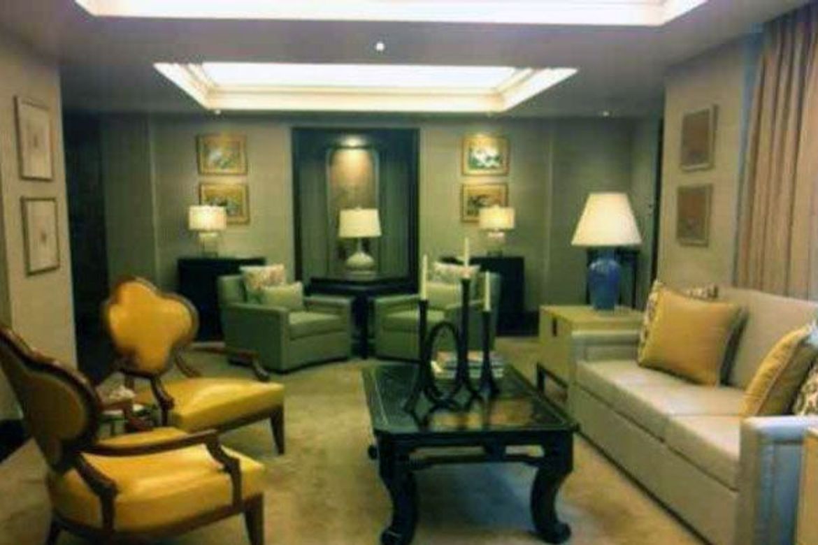 5 Bedroom House for Sale in Forbes Park North, Makati, Metro Manila near MRT-3 Ayala