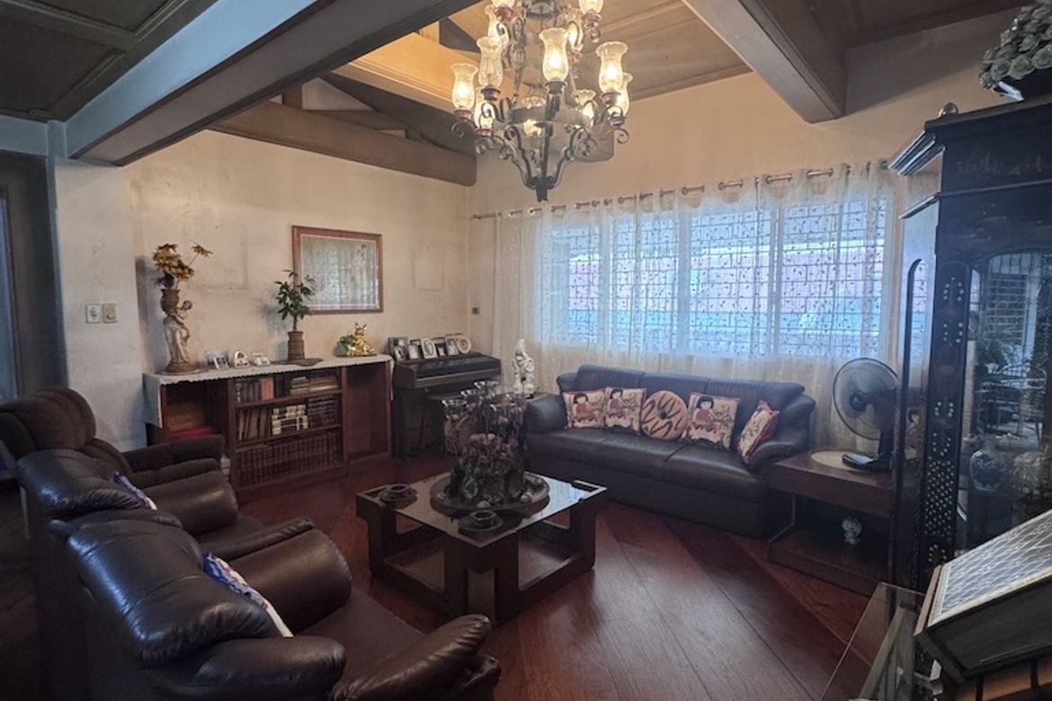 5 Bedroom House for Sale in Greenhills, San Juan, Metro Manila – photo 2