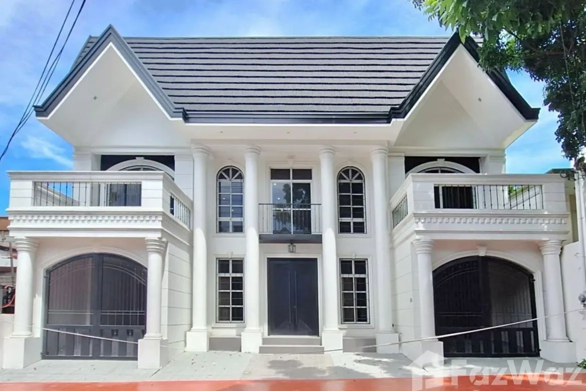 5 Bedroom House for Sale in Industrial Valley, Marikina, Metro Manila near LRT-2 Katipunan