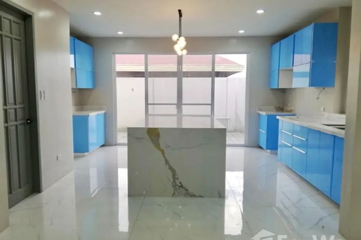 5 Bedroom House for Sale in Industrial Valley, Marikina, Metro Manila near LRT-2 Katipunan – photo 7