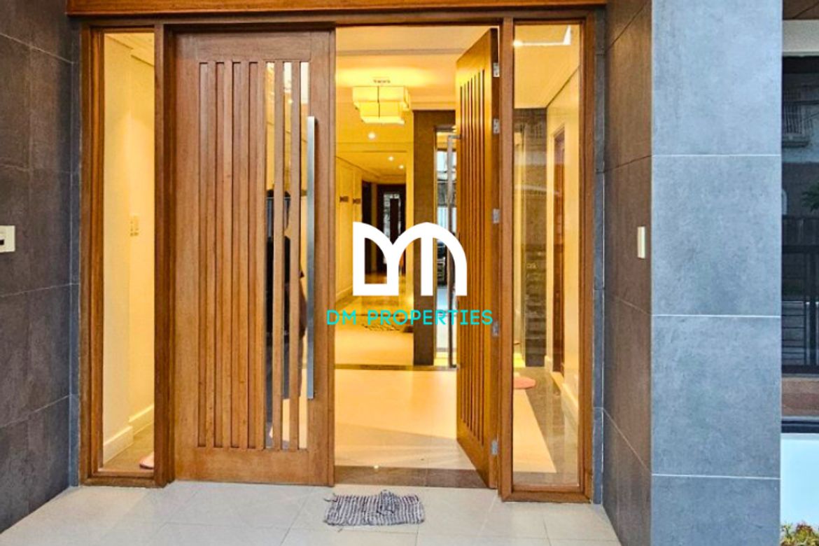 5 Bedroom House for Sale in Industrial Valley, Marikina, Metro Manila