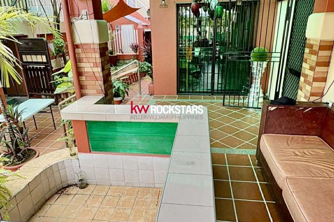 5 Bedroom House for Sale in Jesus de la Peña, Marikina, Metro Manila near LRT-2 Santolan – photo 2