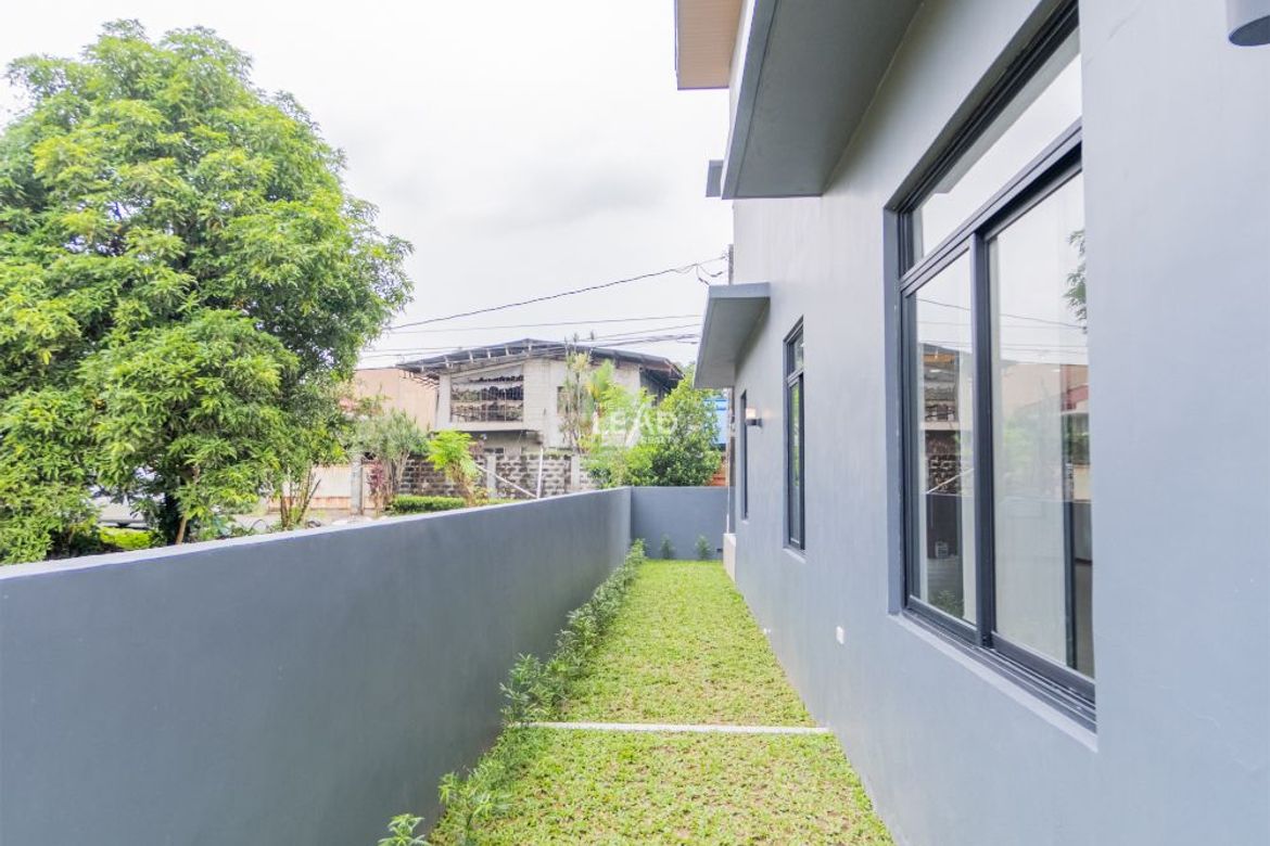 5 Bedroom House for Sale in Kaligayahan, Quezon City, Metro Manila – photo 5