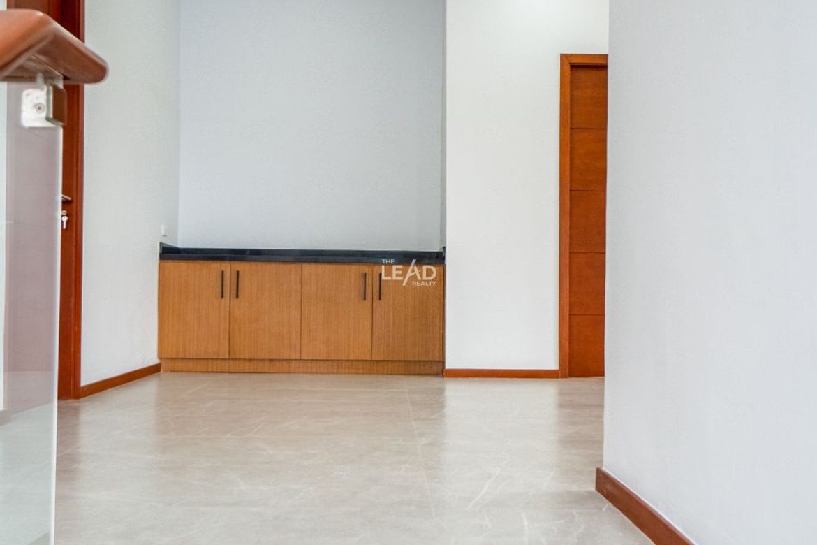 5 Bedroom House for Sale in Kaligayahan, Quezon City, Metro Manila – photo 8