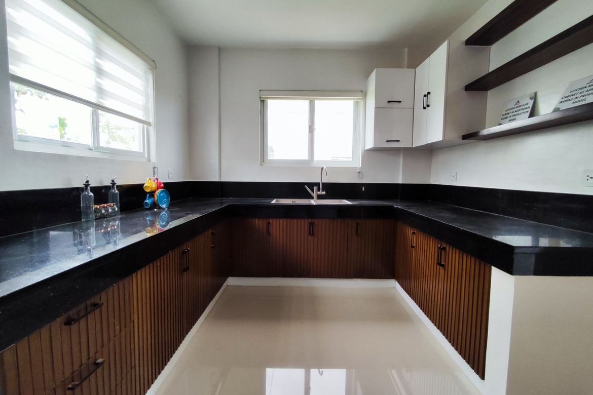 5 Bedroom House for Sale in Loma de Gato, Marilao, Bulacan – photo 5