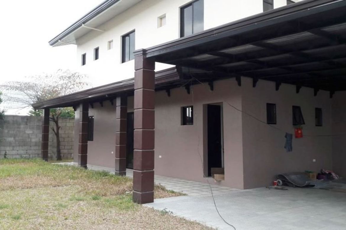 5 Bedroom House for Sale in Lourdes North West, Angeles, Pampanga – photo 2