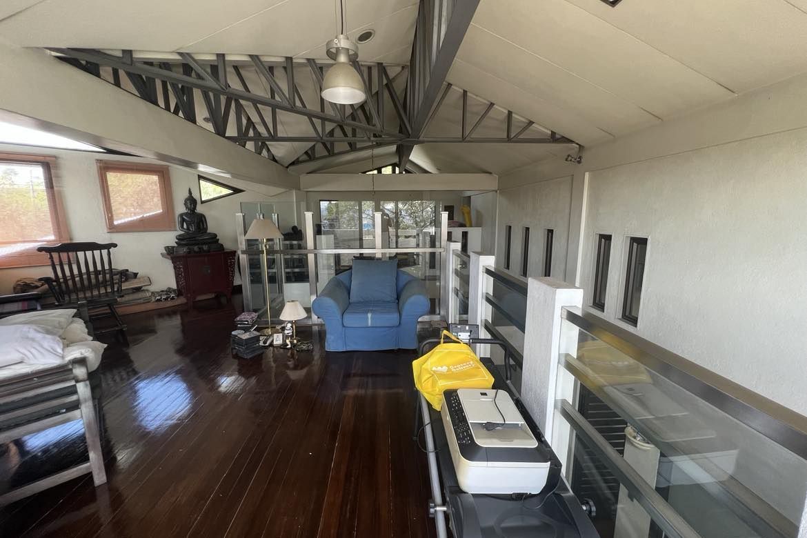5 Bedroom House for Sale in LOYOLA GRAND VILLAS, Ramon Magsaysay, Quezon City, Metro Manila near LRT-1 Roosevelt – photo 5