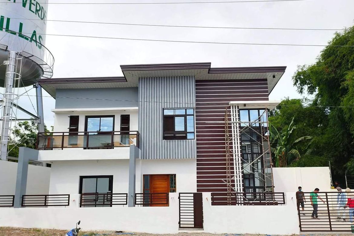 5 Bedroom House for Sale in Mabini, Lipa, Batangas