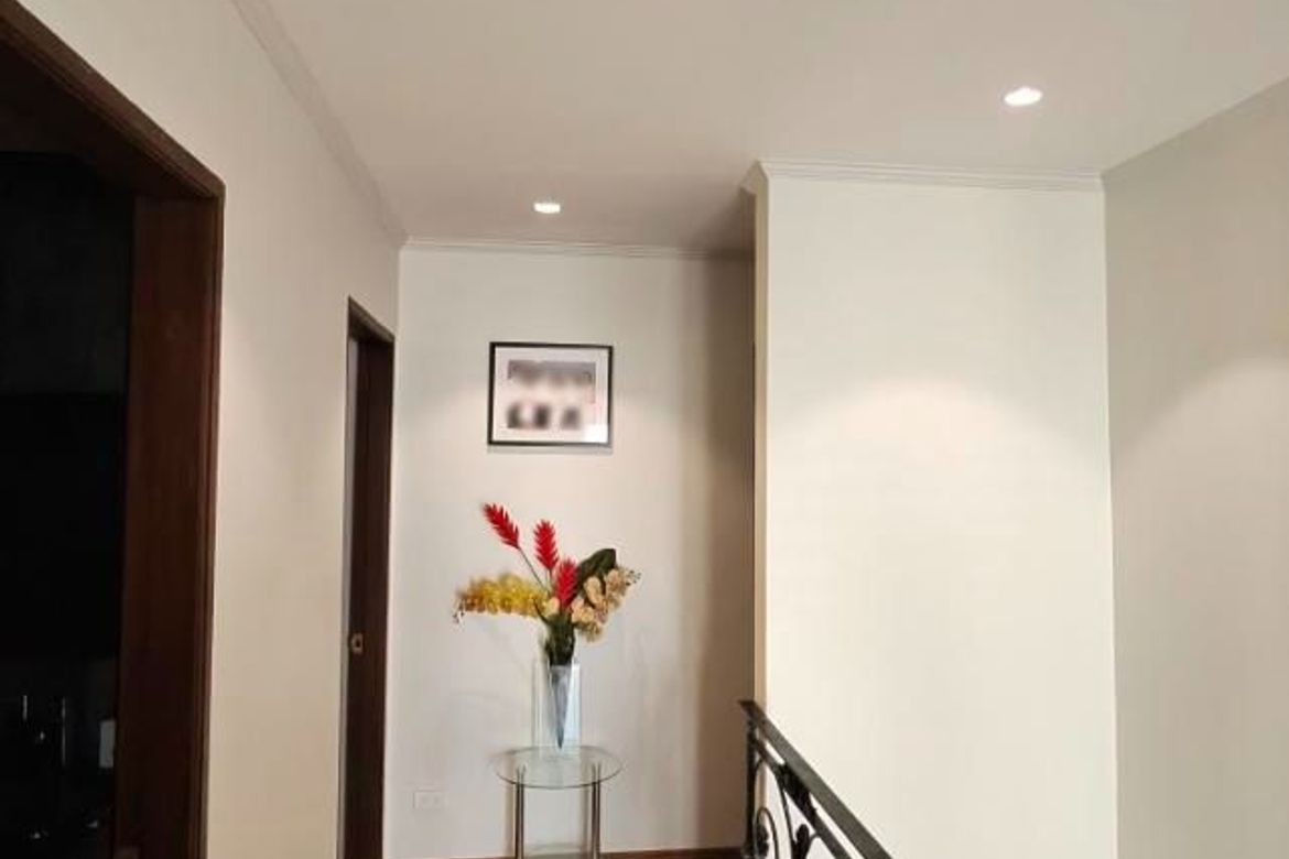 5 Bedroom House for Sale in MAHOGANY PLACE III, Bagong Tanyag, Taguig, Metro Manila – photo 4