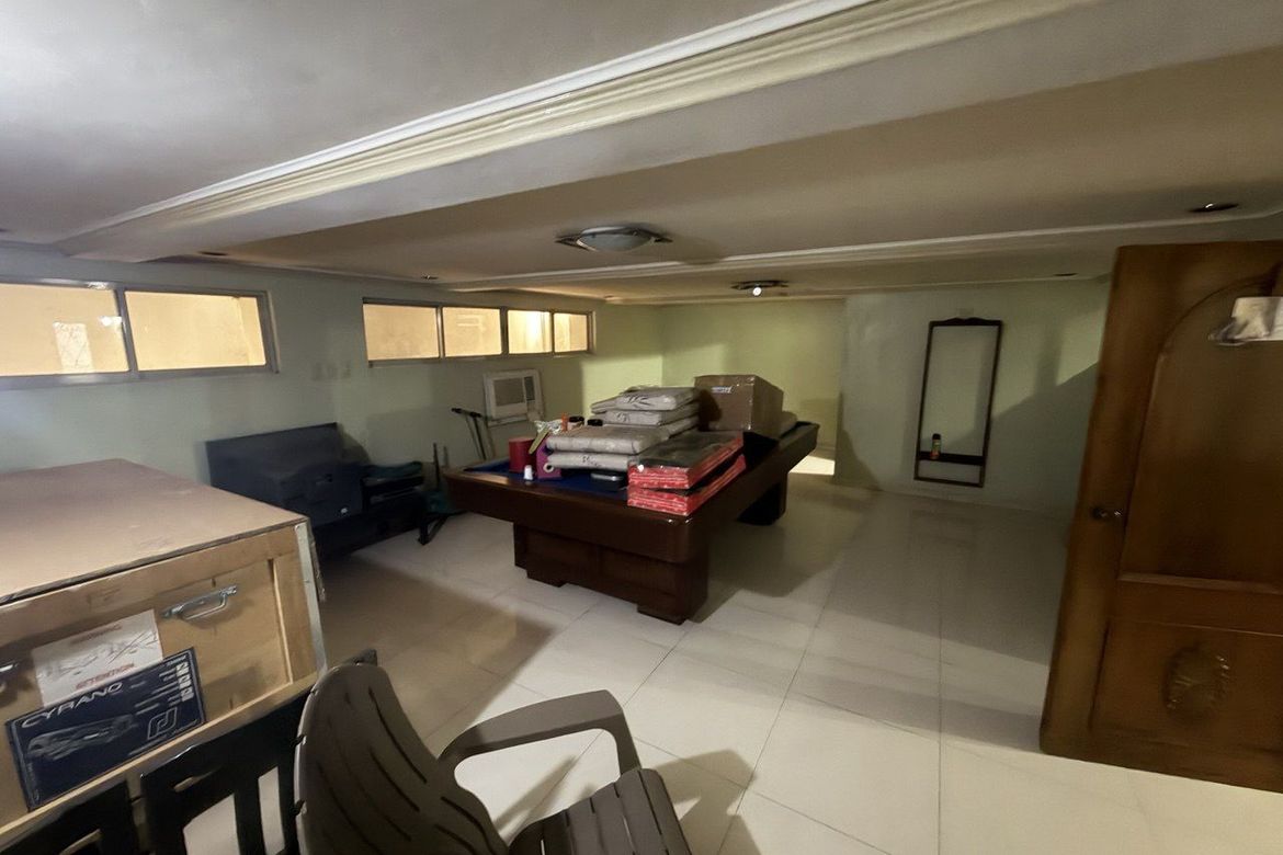 5 Bedroom House for Sale in Manresa, Quezon City, Metro Manila – photo 2
