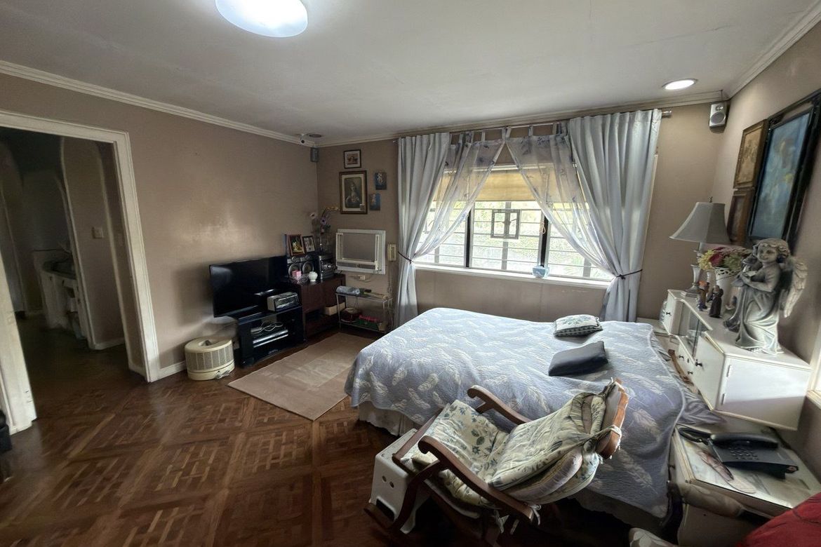 5 Bedroom House for Sale in Manresa, Quezon City, Metro Manila – photo 4