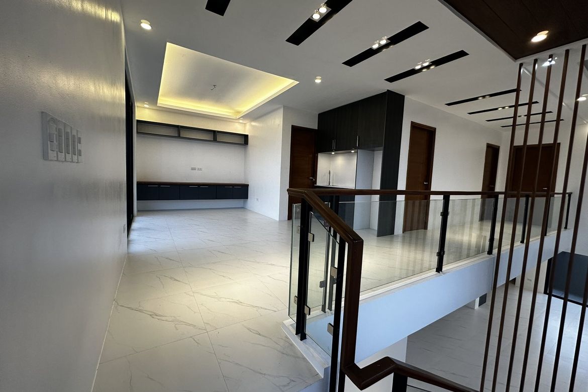 5 Bedroom House for Sale in Marcelo Green Village, Parañaque, Metro Manila – photo 8