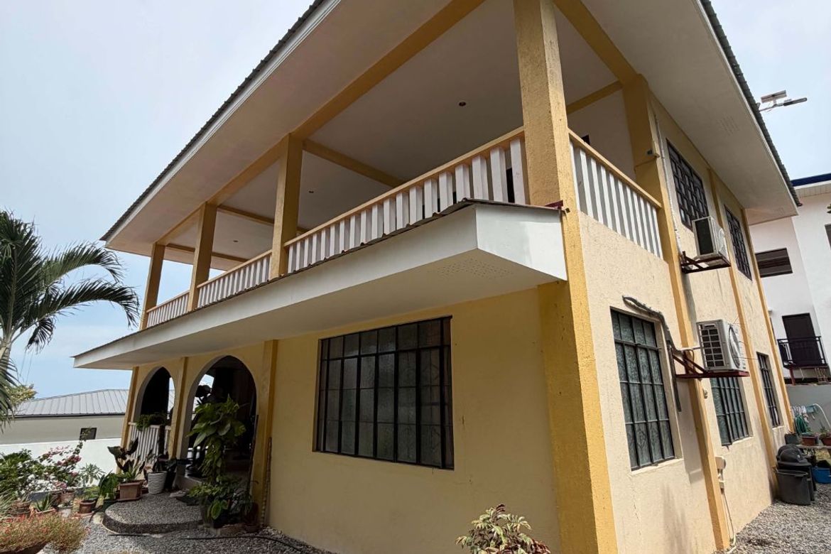 5 Bedroom House for Sale in Mayacabac, Dauis, Bohol – photo 2
