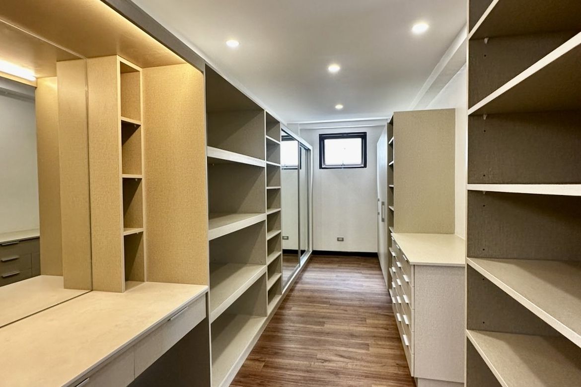 5 Bedroom House for Sale in McKinley Hill, Taguig, Metro Manila – photo 2