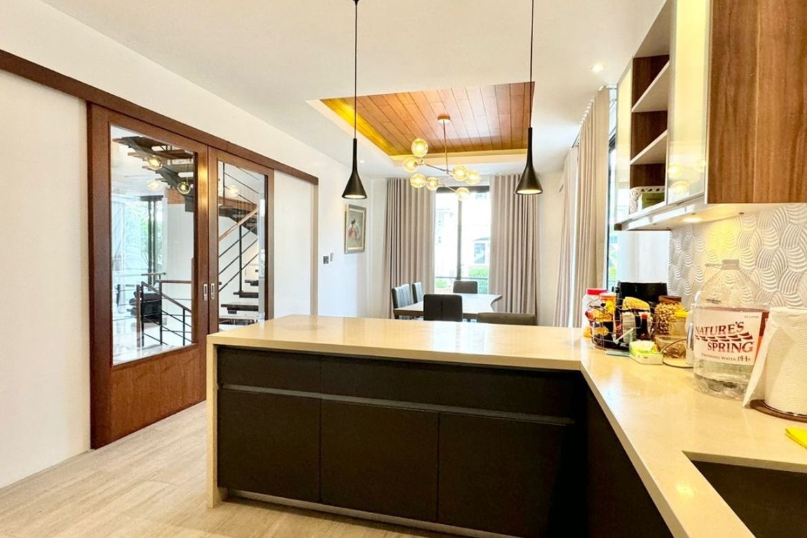 5 Bedroom House for Sale in McKinley Hill, Taguig, Metro Manila – photo 3