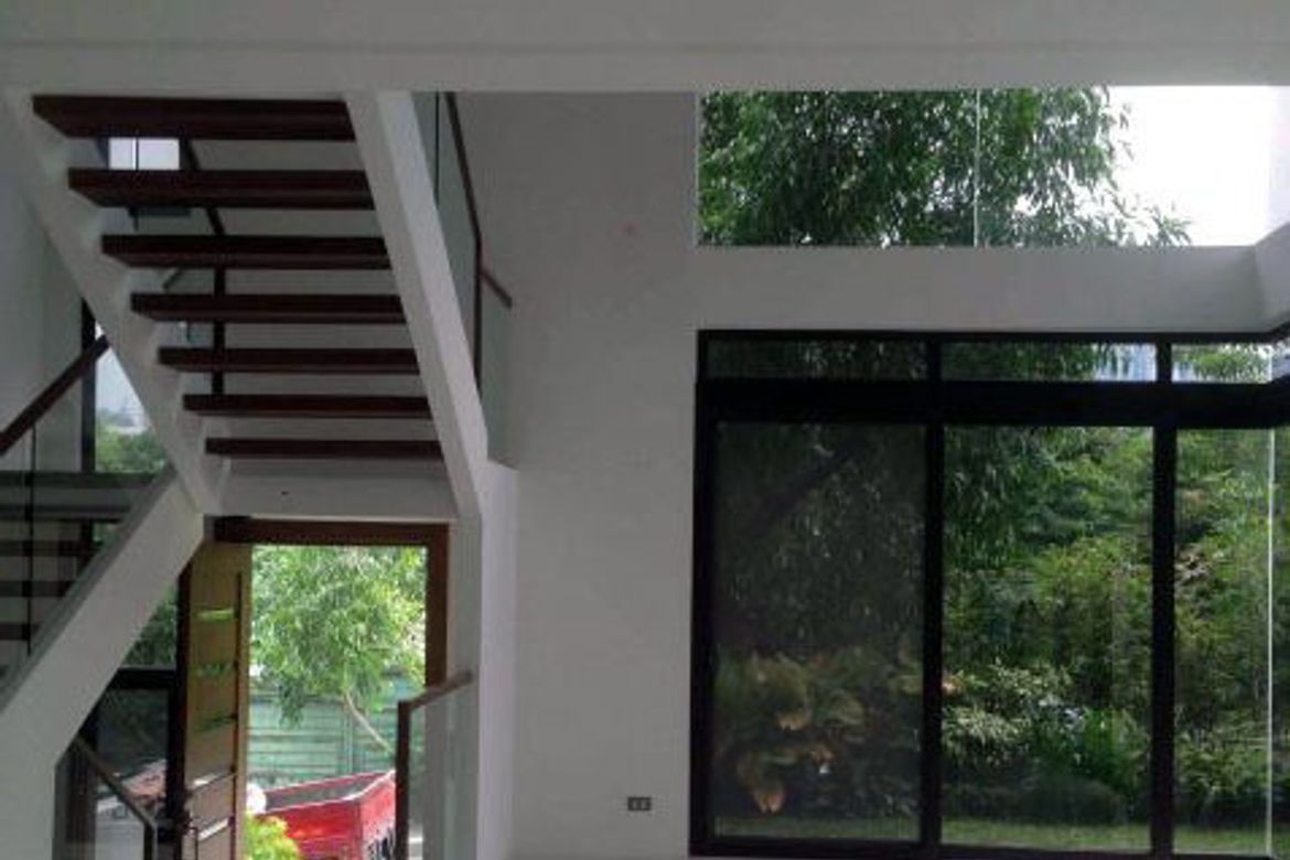 5 Bedroom House for Sale in McKinley Hill Village, McKinley Hill, Taguig, Metro Manila – photo 4
