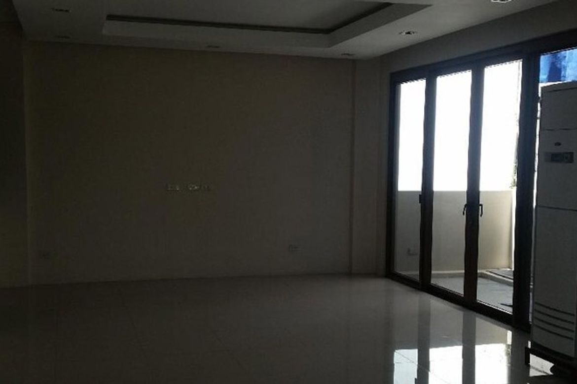 5 Bedroom House for Sale in McKinley Hill Village, McKinley Hill, Taguig, Metro Manila