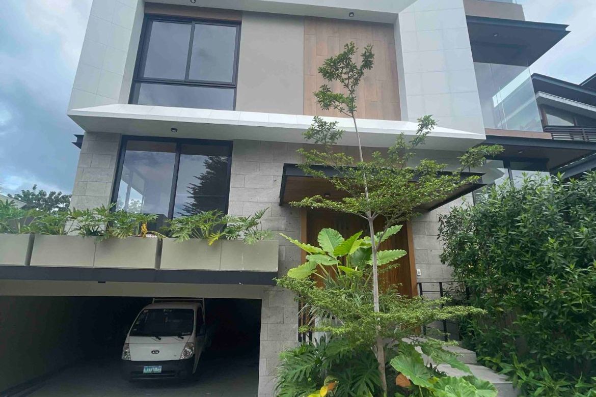 5 Bedroom House for Sale in McKinley Hill Village, McKinley Hill, Taguig, Metro Manila – photo 2