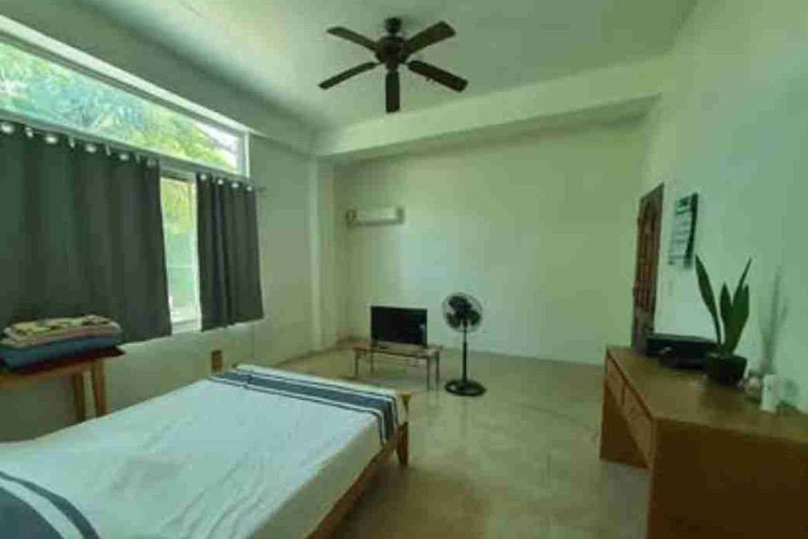 5 Bedroom House for Sale in Merville, Parañaque, Metro Manila – photo 8