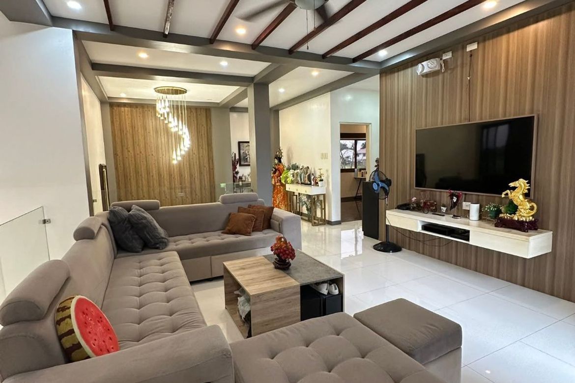 5 Bedroom House for Sale in Mining, Angeles, Pampanga – photo 5
